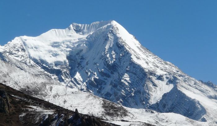 Pisang Peak Climbing