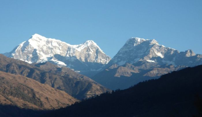 Mountain views from Lower Everest trail