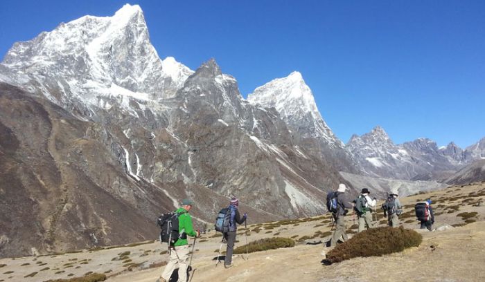 Hike to Everest base camp