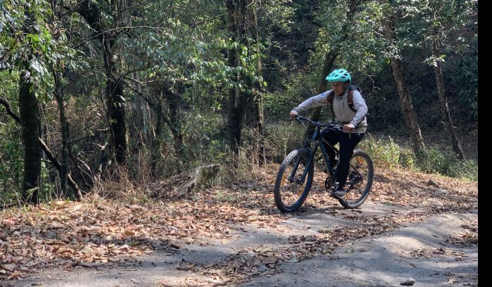 Mountain biking tour around Kathmandu