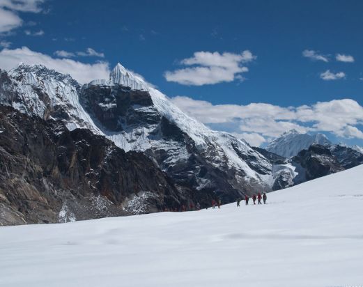 Everest Chola Pass Trek