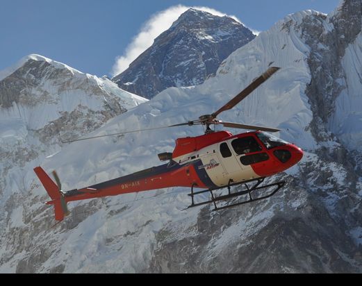Everest helicopter Trek