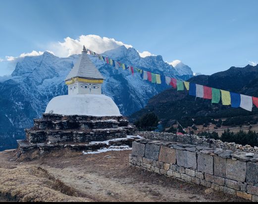 Everest Renjo La Pass Trek