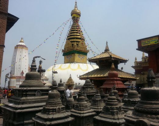 family tour in nepal